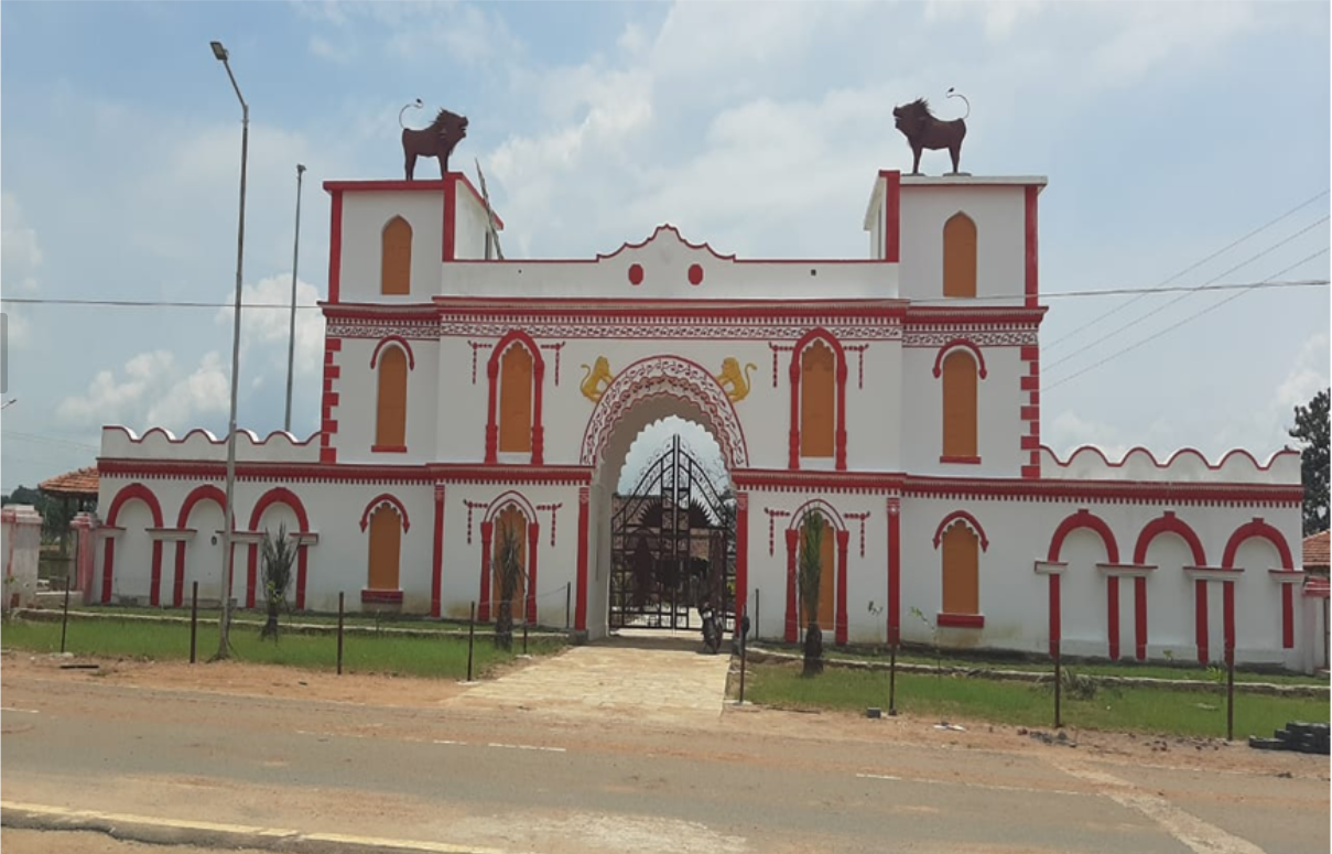 ENTRANCE GATE AND GUARD ROOMS